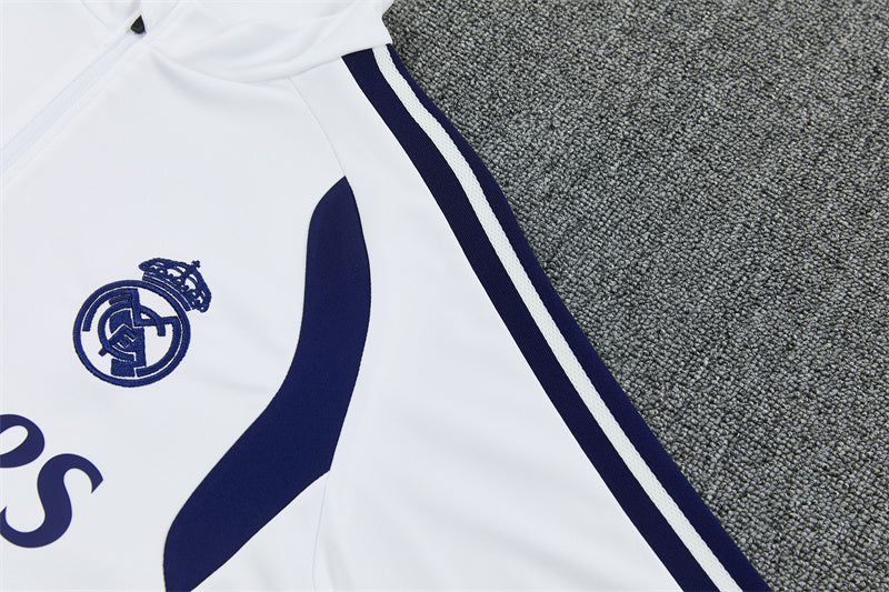 26 27 Real Madrid Tracksuit 3
