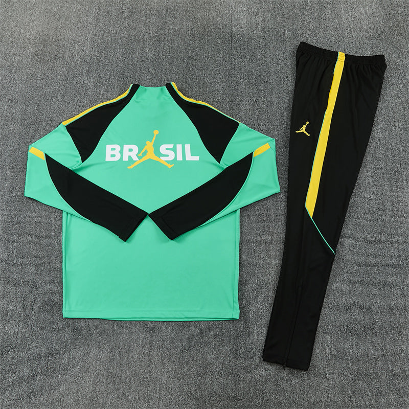26 27 Brazil Tracksuit 6