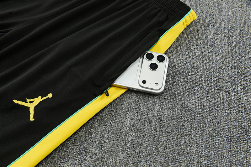 26 27 Brazil Tracksuit 6