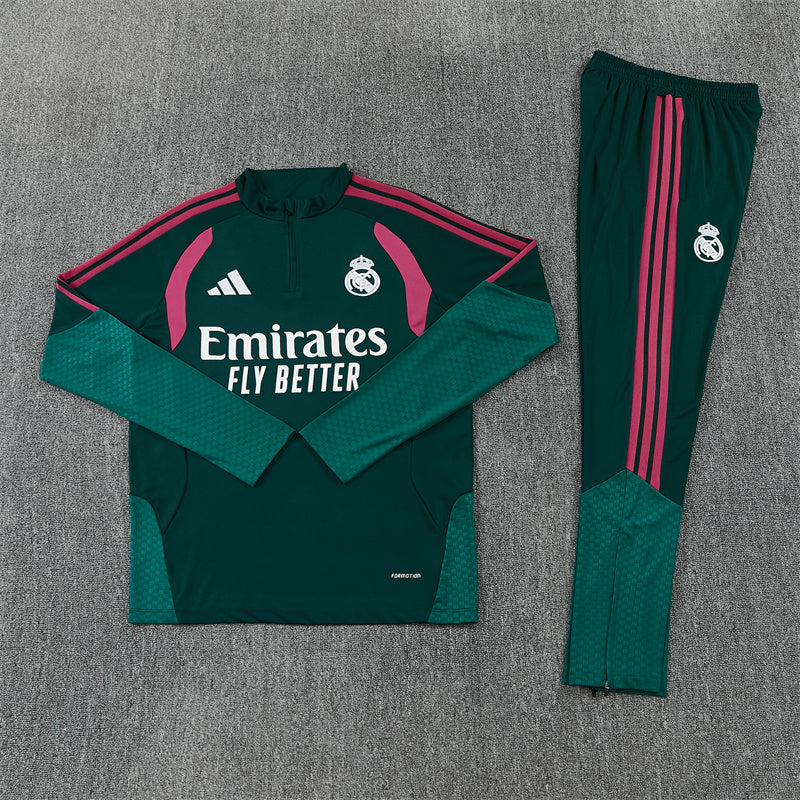26 27 Real Madrid Tracksuit 5