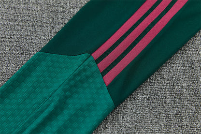26 27 Real Madrid Tracksuit 5