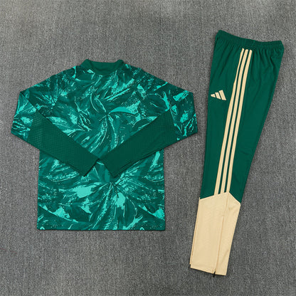 26 27 Real Madrid Tracksuit 1