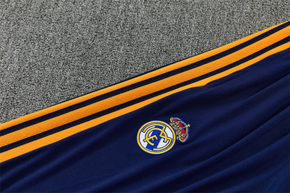 26 27 Real Madrid Tracksuit 6