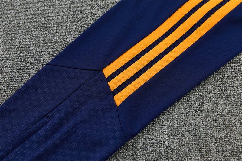 26 27 Real Madrid Tracksuit 6