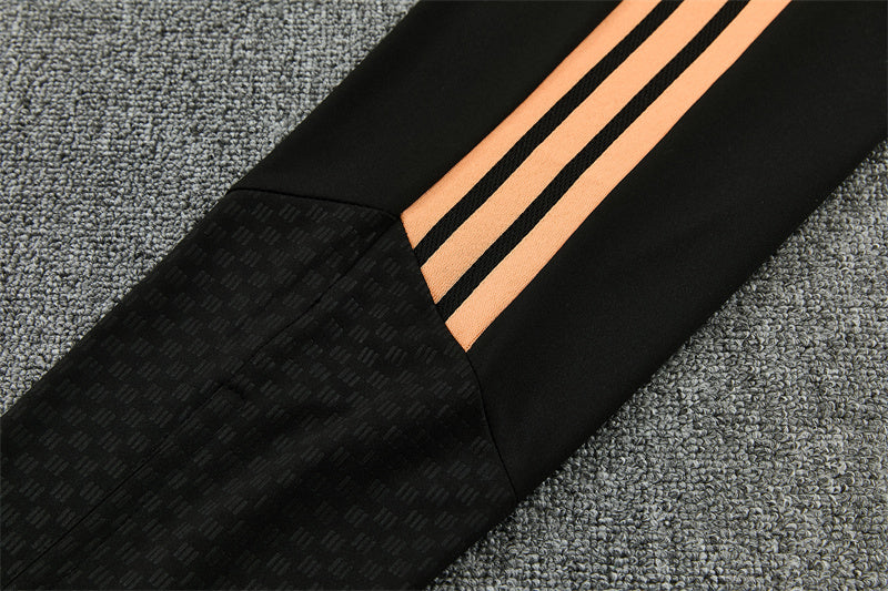26 27 Arsenal Tracksuit
