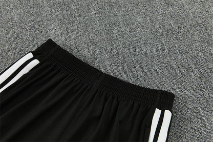 26 27 Liverpool Tracksuit 2