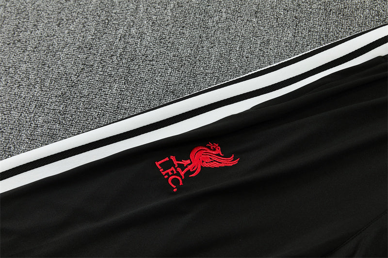 26 27 Liverpool Tracksuit 3