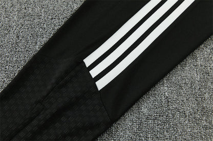 26 27 Liverpool Tracksuit 3
