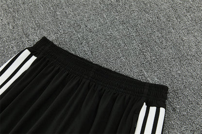 26 27 Liverpool Tracksuit 1