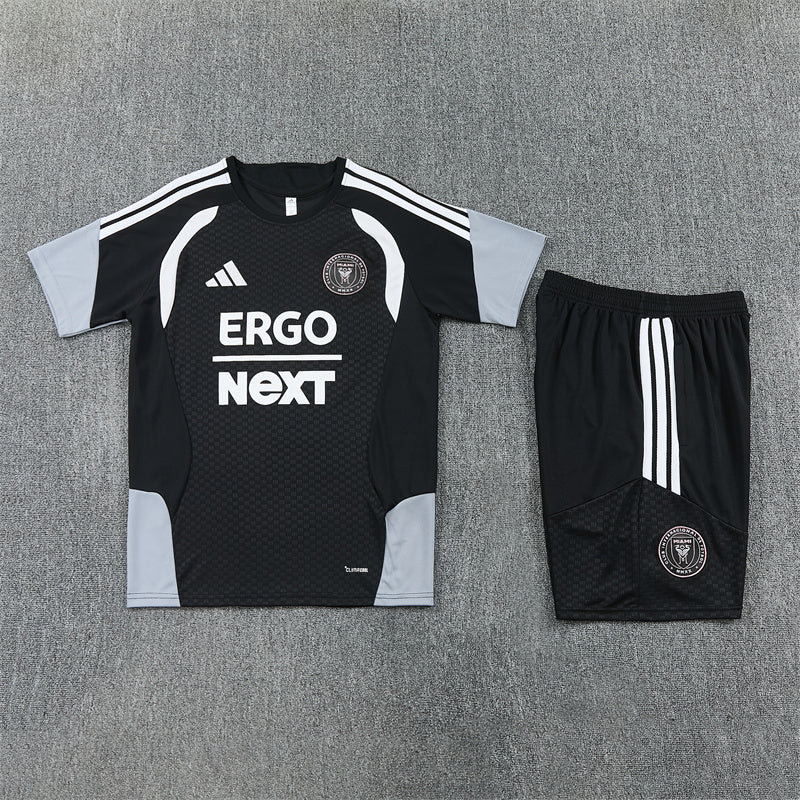 2627 Inter Miami short sleeve Training Kit 1