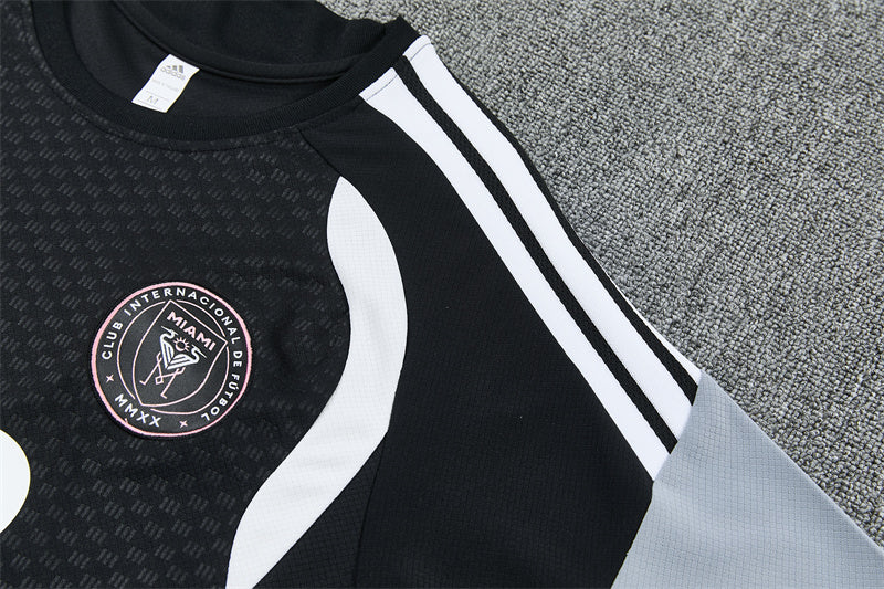 2627 Inter Miami short sleeve Training Kit 1