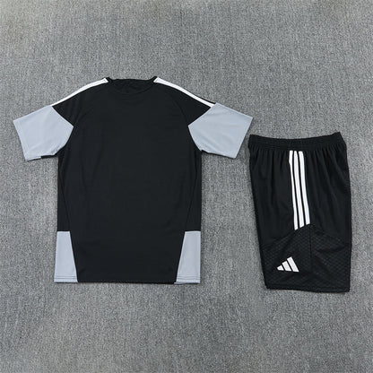 2627 Inter Miami short sleeve Training Kit 1