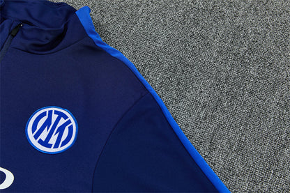 26 27 Inter Milan Tracksuit 1