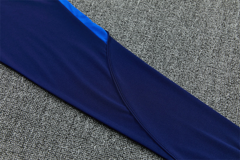 26 27 Inter Milan Tracksuit 1