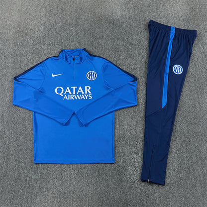 26 27 Inter Milan Tracksuit