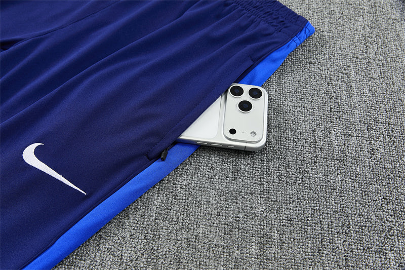 26 27 Inter Milan Tracksuit 1