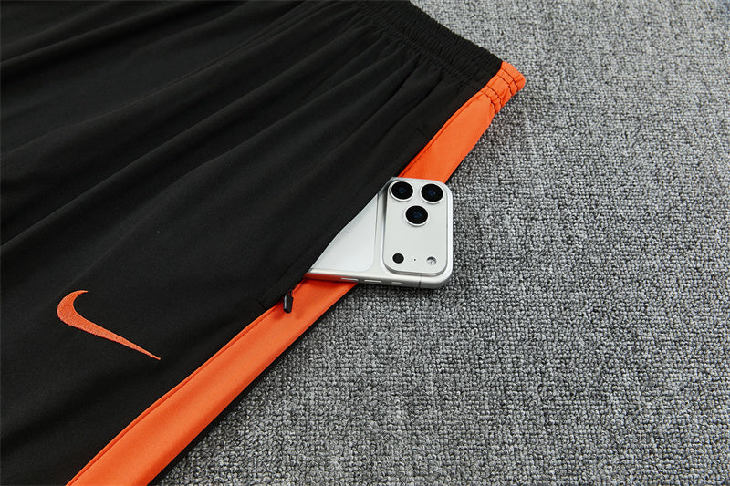 26 27 Netherlands Tracksuit 2