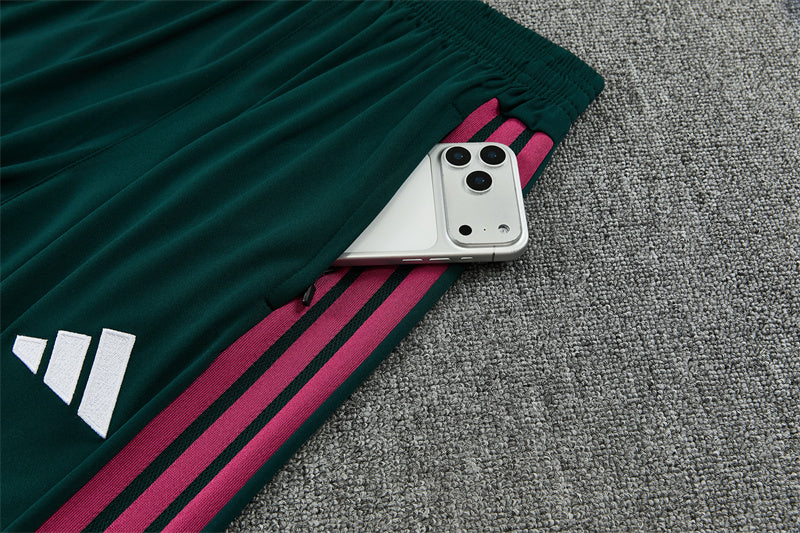 26 27 Real Madrid Tracksuit 7