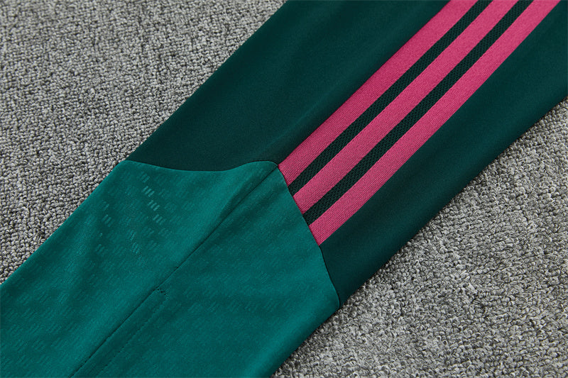 26 27 Real Madrid Tracksuit 7