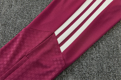 26 27 Real Madrid Tracksuit 10