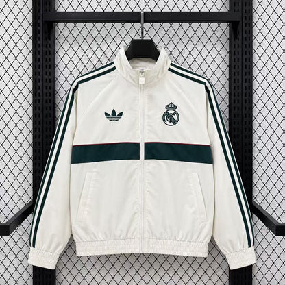 Real Madrid 26-27 models beige Windbreaker