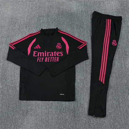26 27 Real Madrid Tracksuit 11