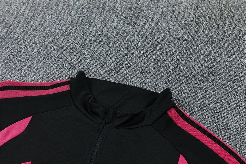 26 27 Real Madrid Tracksuit 11