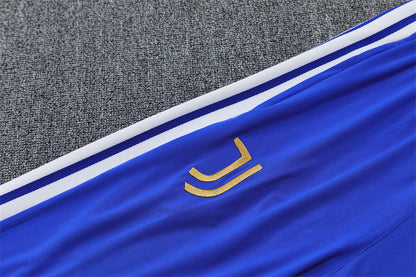 26 27 Juventus Tracksuit 2