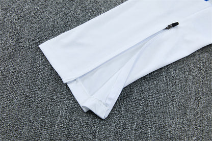 26 27 Juventus Tracksuit 2