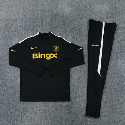 26 27 Chelsea Tracksuit 2