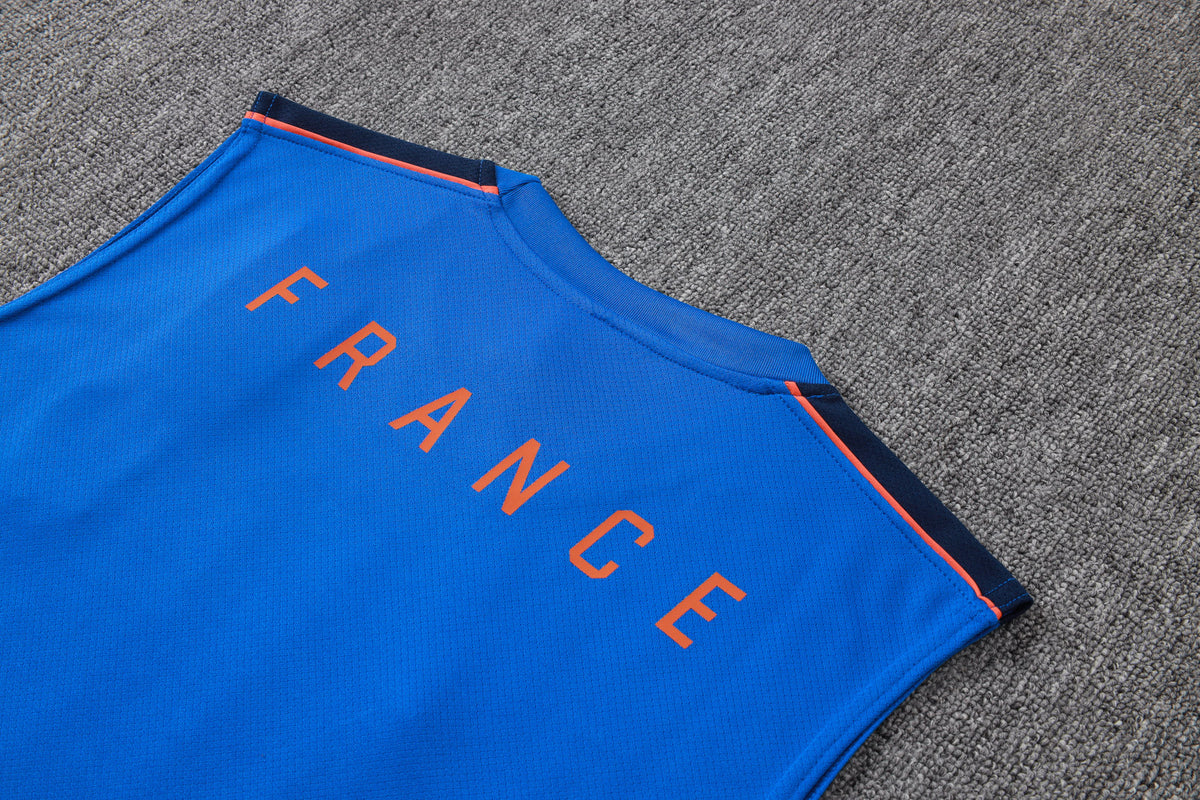 France 2627 Sleeveless Training Kit