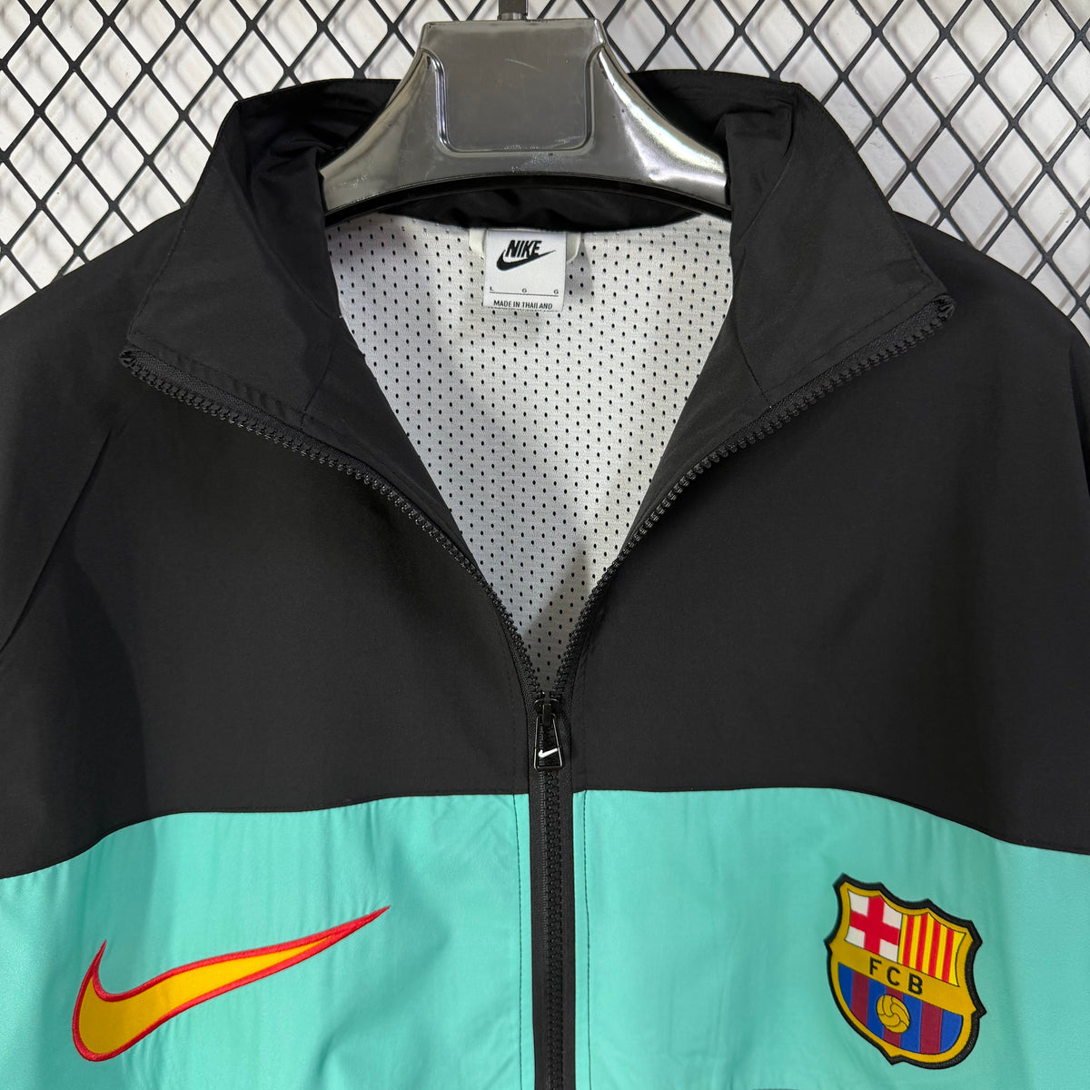 Barcelona black Windbreaker